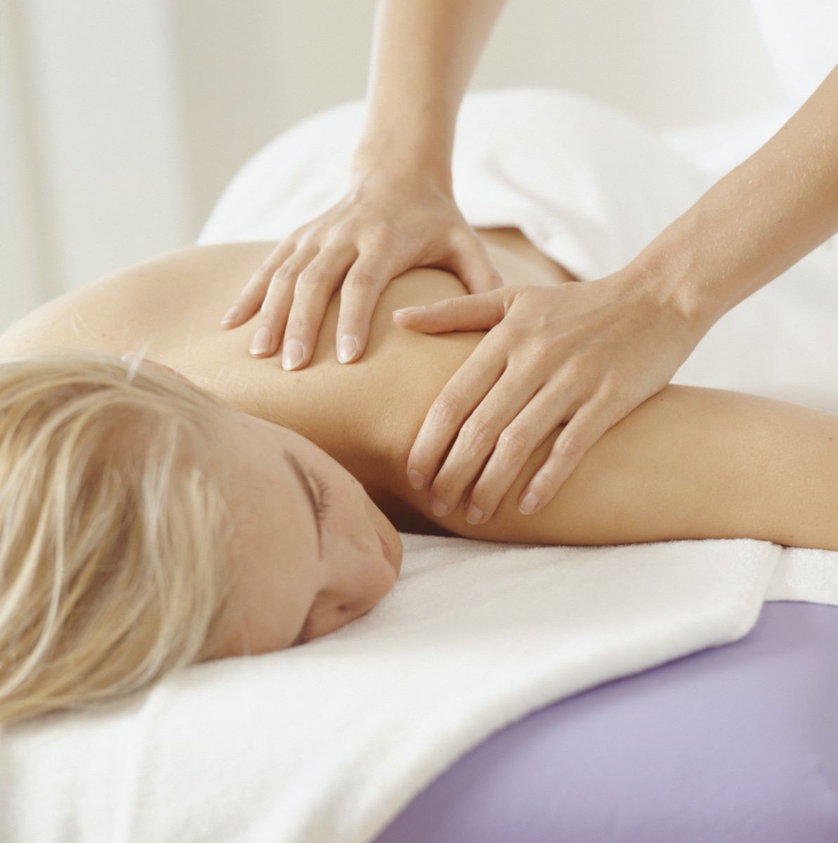 massage-away-winter-blues-wellness-news