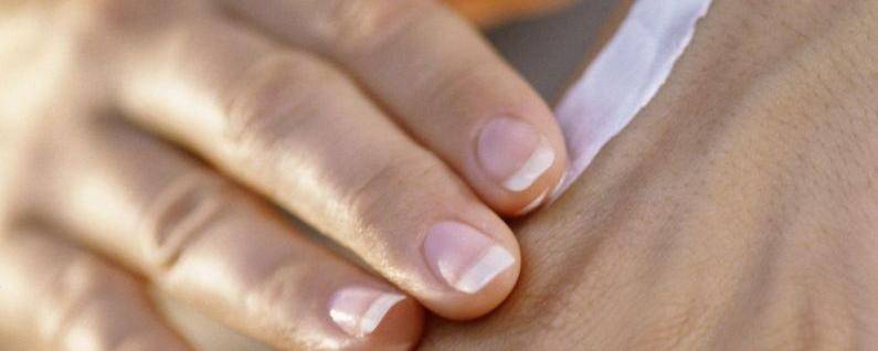 Banner Image for Give Your Skin a Chance: Tips to Alleviate Dry, Chapped Hands and Feet
