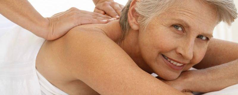 Treat Mom to a Mother’s Day Massage