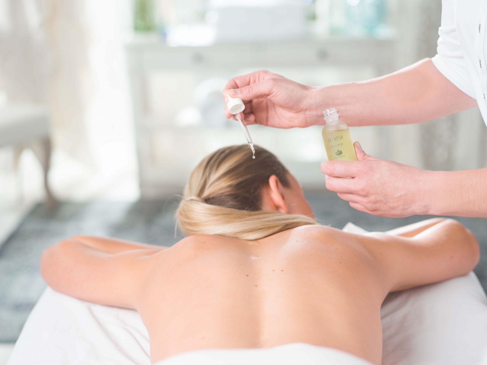 aromatherapy massage session